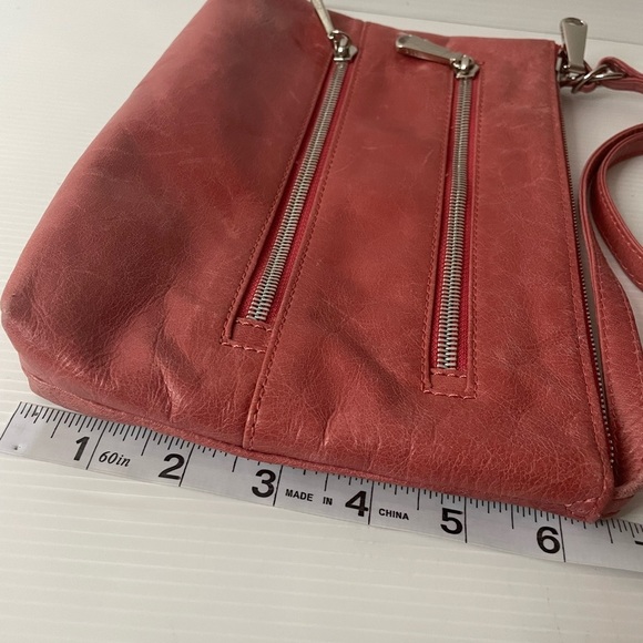 Hobo Red Pink Mara Crossbody Leather Bag - Picture 5 of 13